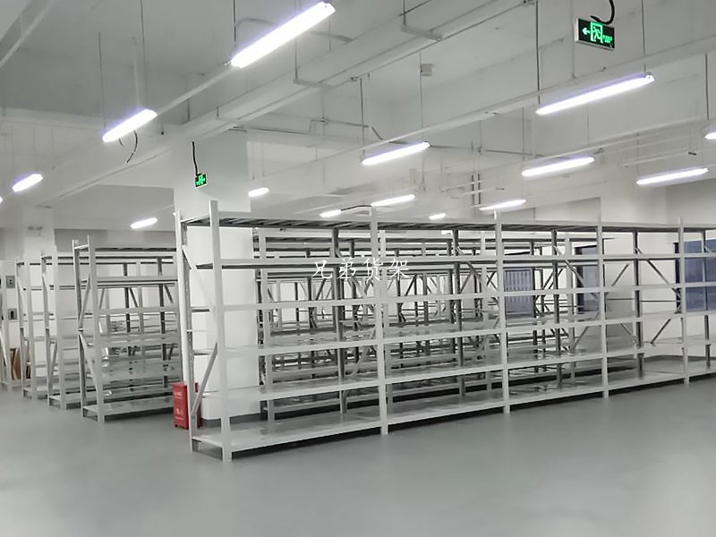 采購輕型貨架時要注意哪些小細節